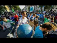 Rómában utakat zártak le a klímatüntetők a G20-csúcstalálkozó előtt