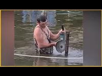 Totál idióták gyülekezete