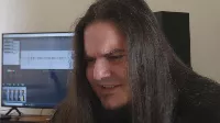 Kezdő videósoknak ad tanácsot Radics Peti, új oktató sorozatot indít.