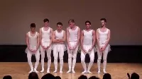 Balett paródia amin hülyére neveted magad