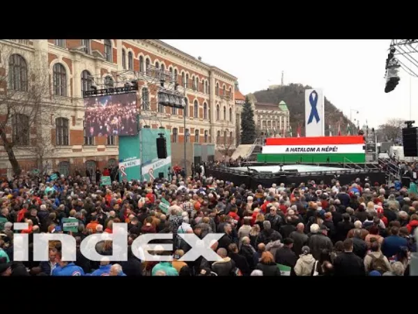 Index videoriportja a Kormányváltó nagygyűlésről