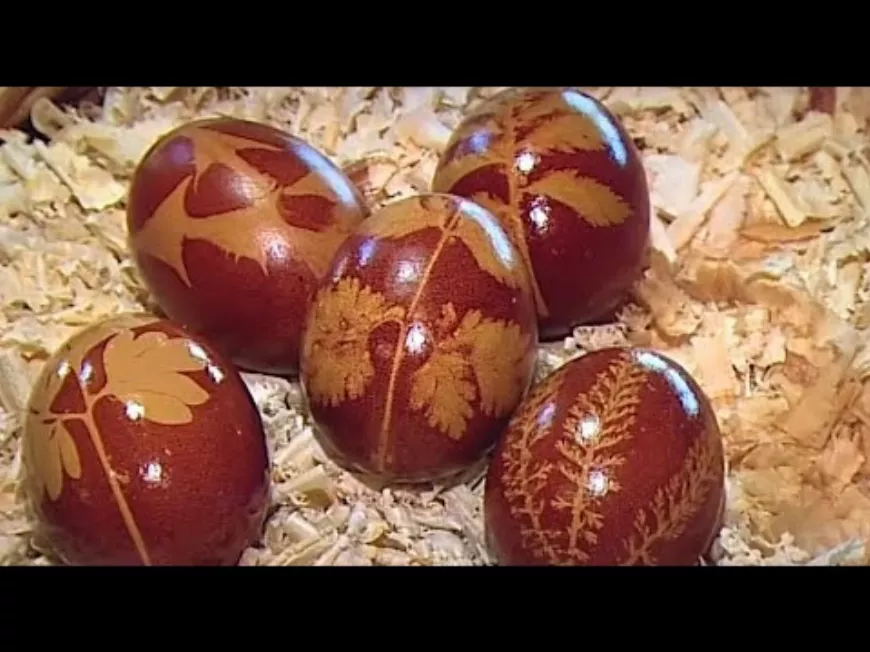 Hogyan csináljuk a tojásberzselést? Csodaszép hímes tojásokat készíthetünk!