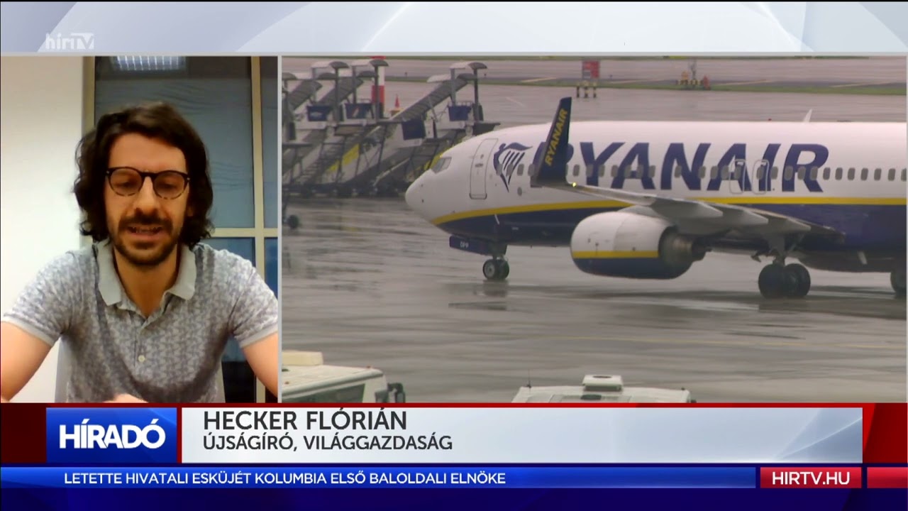 Hatalmas bírság a Ryanairnek a különadó áthárítása miatt