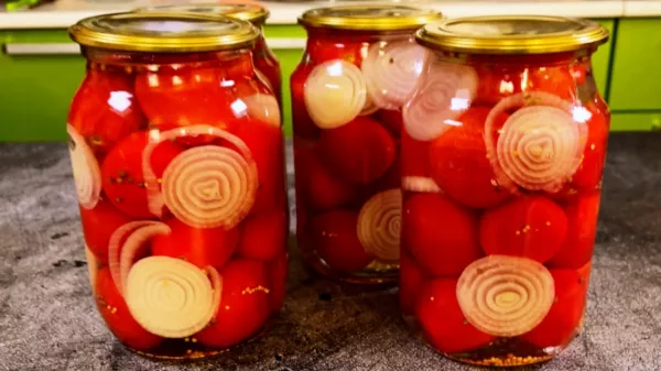 Legnépszerűbb paradicsom 🍅🧅 recept télire! Így készítsd el a télire szánt paradicsomot és mindenki a receptet kéri!