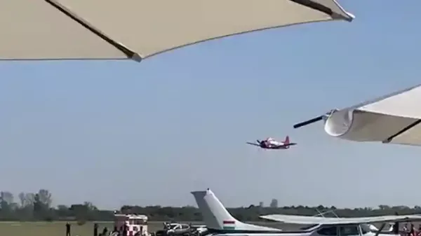 Tragédia a fehérvári repülőnapon! Lezuhant egy repülő! Videó