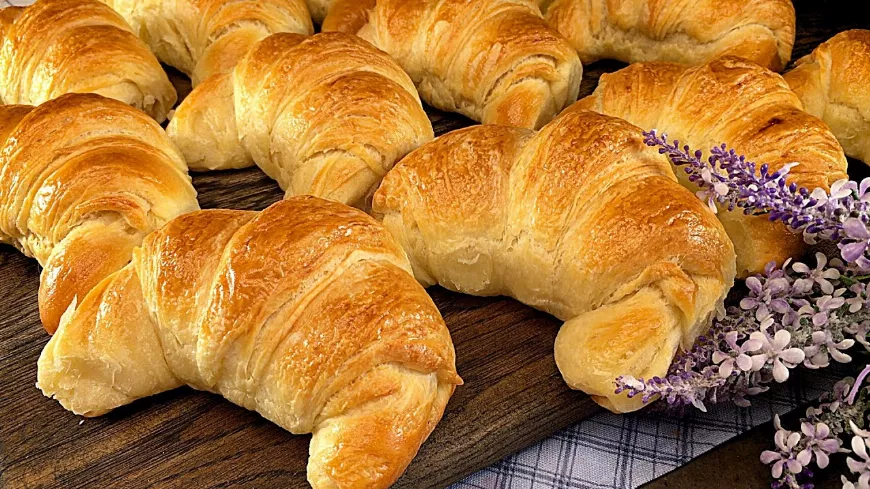 Kívül roppanós belül puha Croissant 🥐 péksütemény titkos receptje