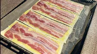 Baconos-sajtos leveles tészta tekercs: Könnyű és ízletes recept