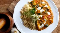 Cukkínipaprikás: Vegán Zöldséges Cukkini Ragu Bulgur Körettel: Frissítő és Tápláló Recept🌱🥒🧅🌶🧄