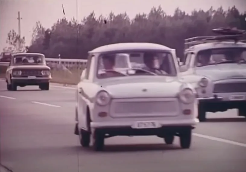 trabant autó retro utazás 