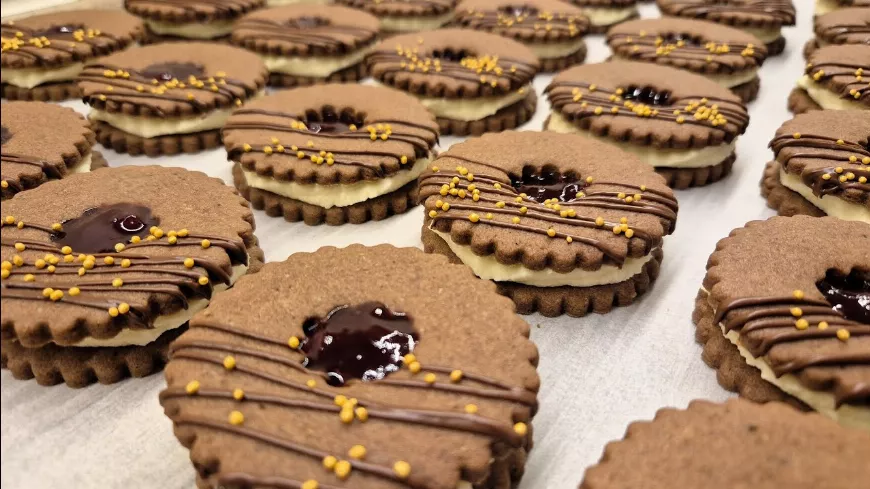 Feketeerdő linzer karika - 7 lépésben kész az ünnepi csoda! 