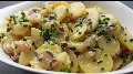 Ez a bécsi burgonyasaláta recept 5 összetevővel leveszi a lábadról!