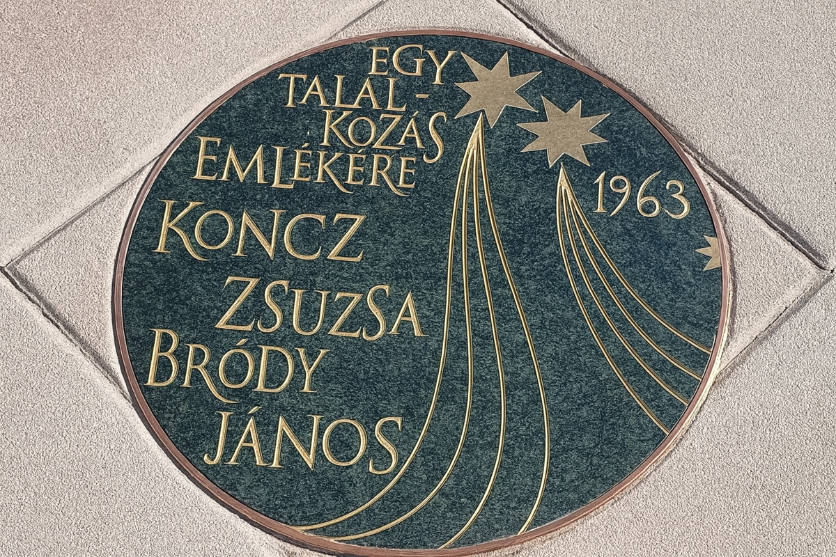 Koncz Zsuzsa Bródy János emléktábla balatongyörk