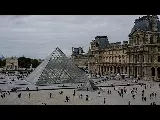 Rablás a Louvre-ban: Napóleon és a császárné ékszerei tűntek el hét perc alatt