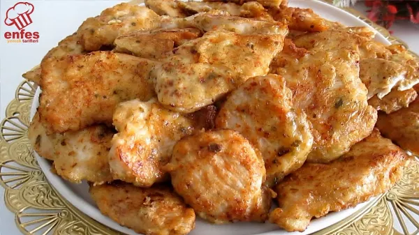 Ropogós csirkemellfilé ásványvizes bundában – az omlós belsejű csoda