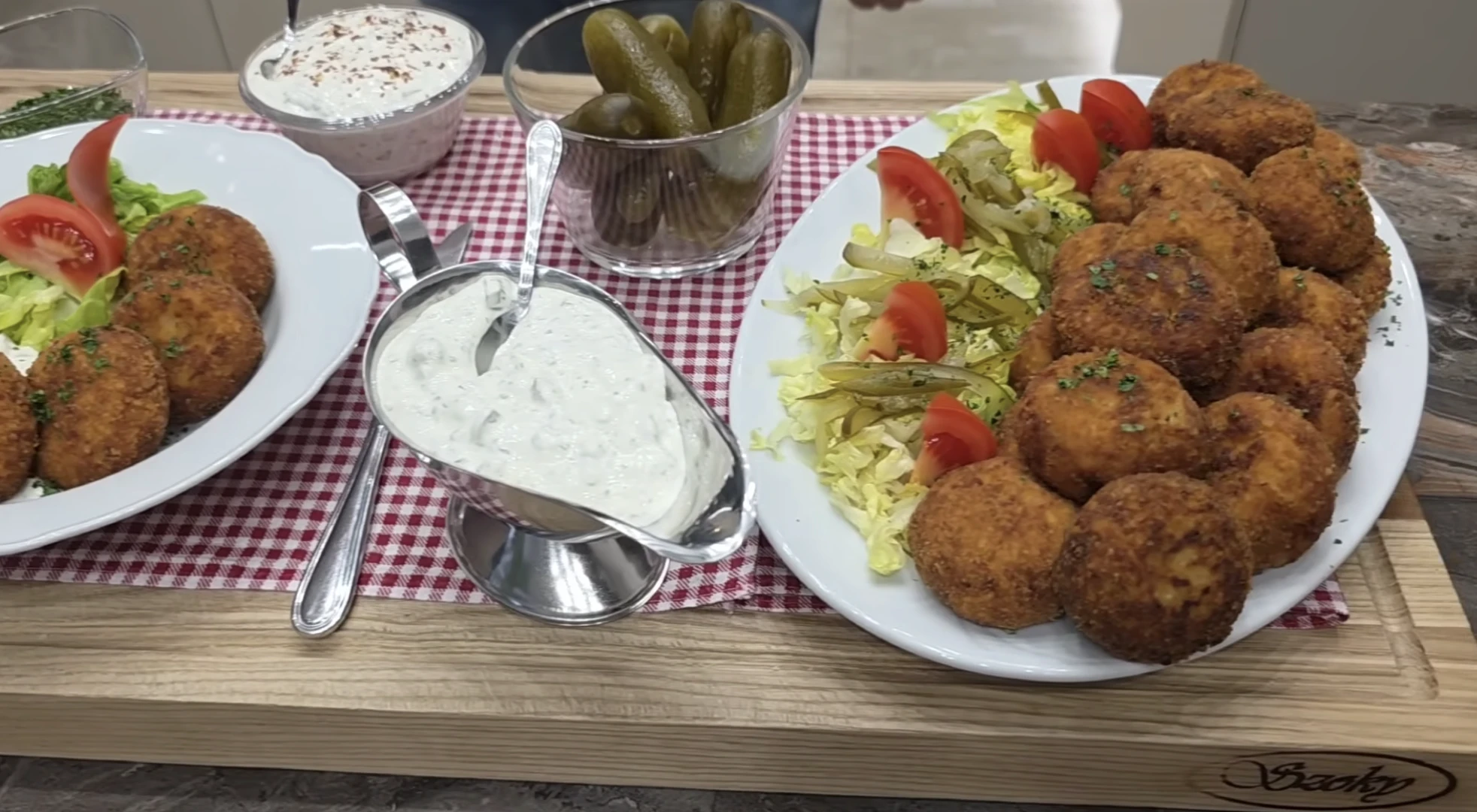 krumplifasírt burgonyafasírt uborkás mártogatós