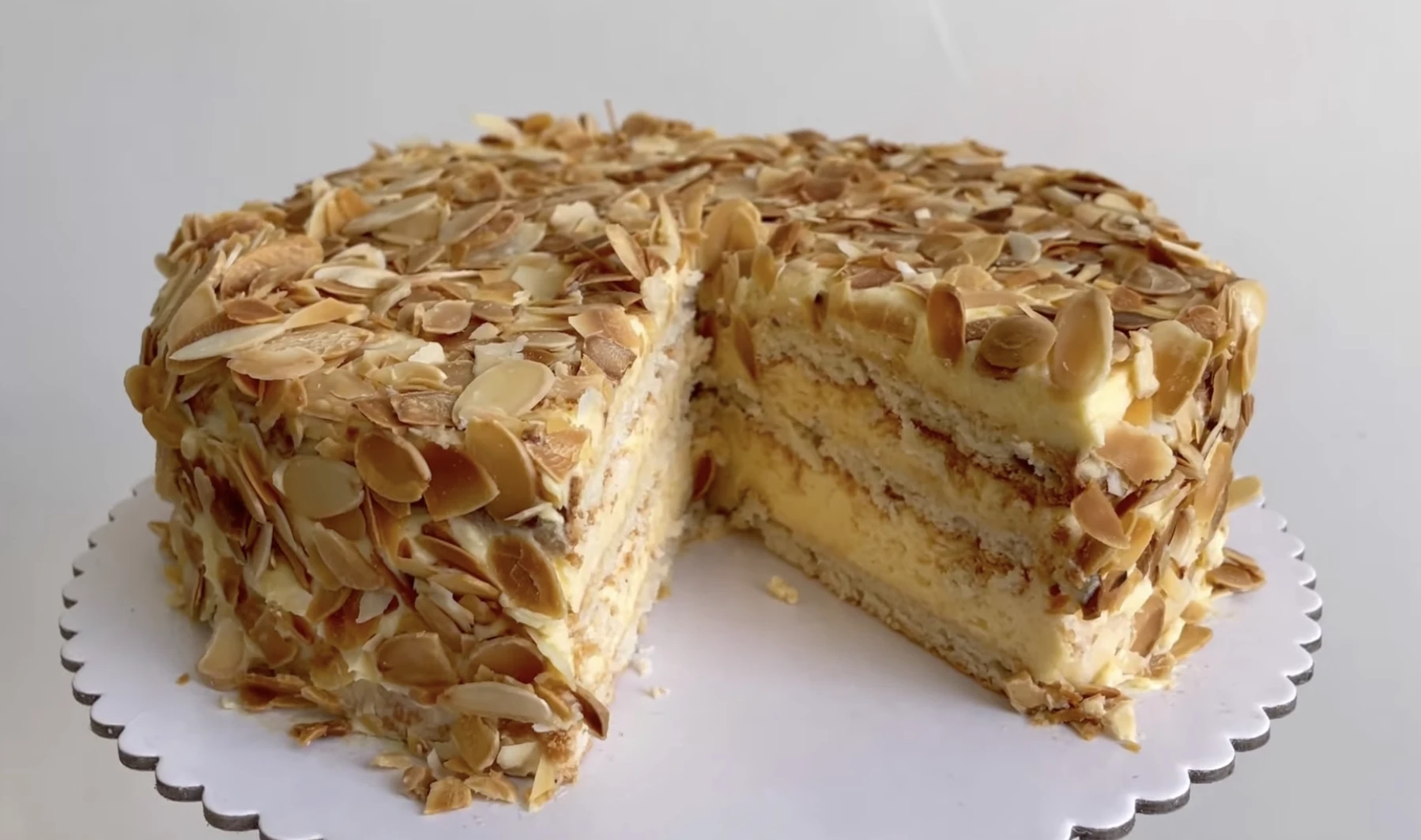 svéd mandulatorta desszert