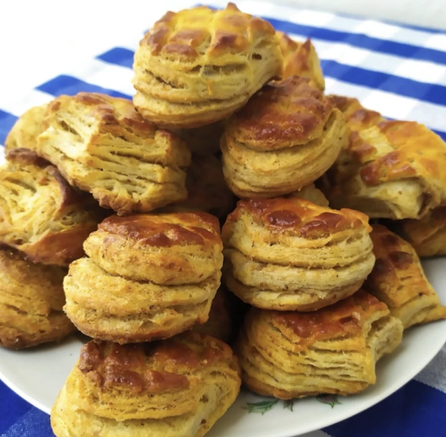 tepertős pogácsa készítése