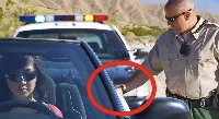 Ezért érintik meg az amerikai rendőrök az autók hátsó lámpáját