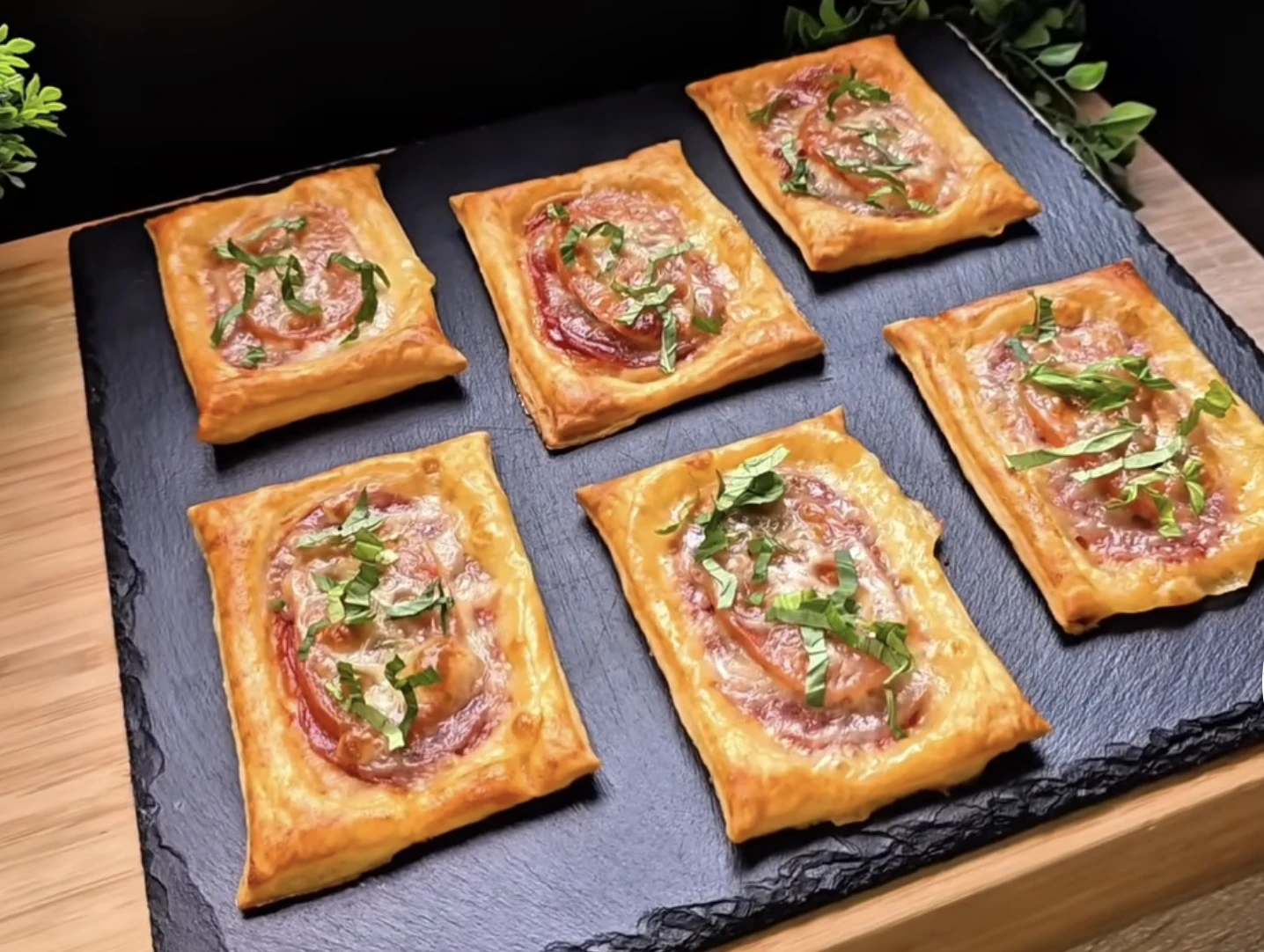 pizza szelet levelestészta