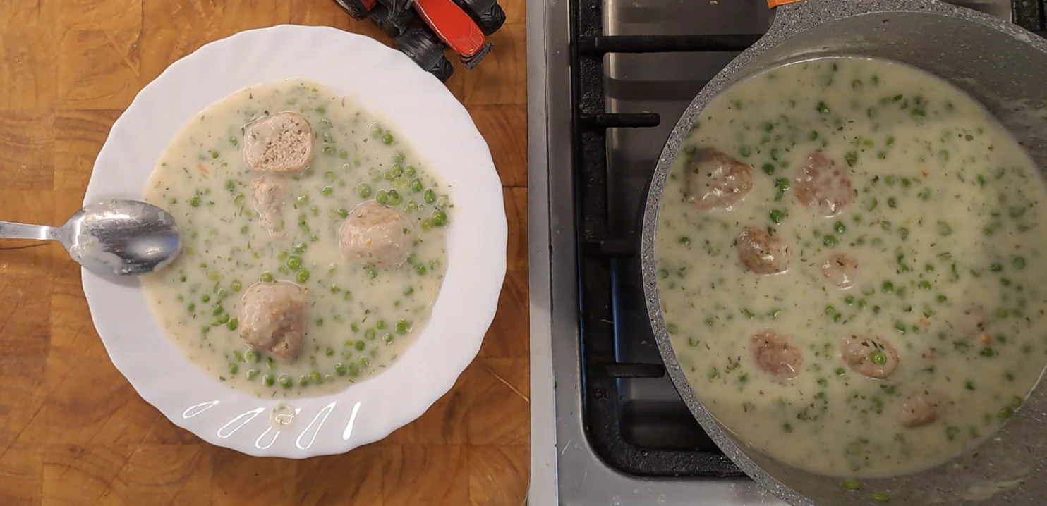 zöldborsós húsgombóc