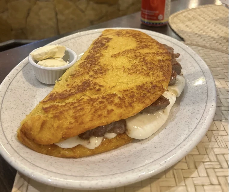 arepa venezuelai kukoricalepény