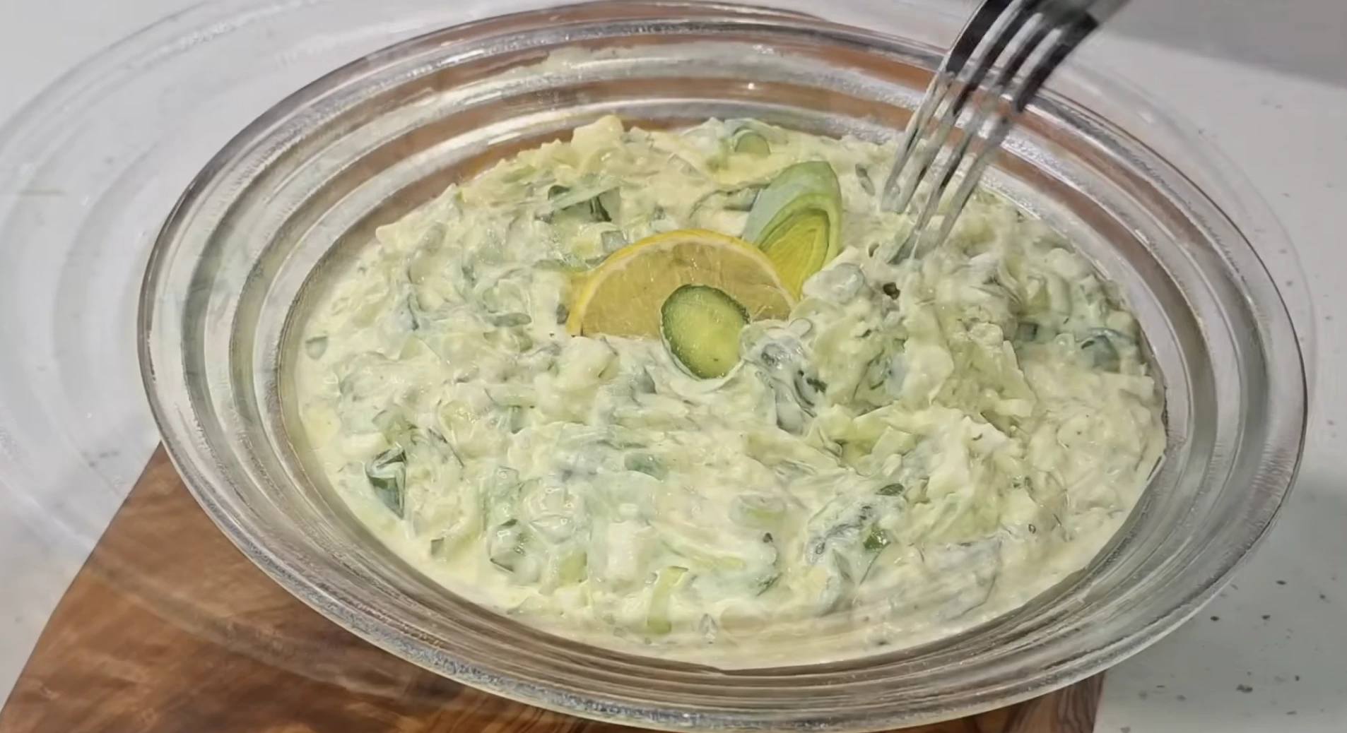 tojásos tavaszi saláta