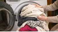 Így mennek tönkre a pulóverek a mosásnál – pedig nem itt rontják el a legtöbben