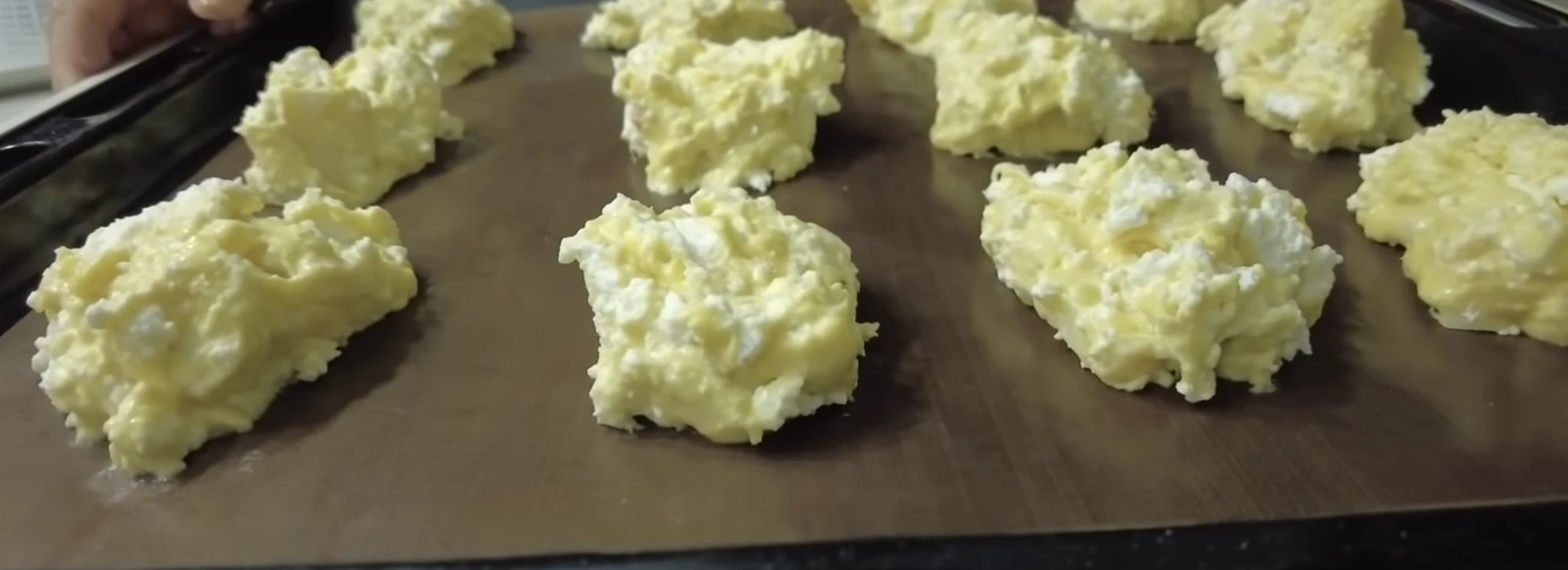 Könnyű ricottás fánk sütőben