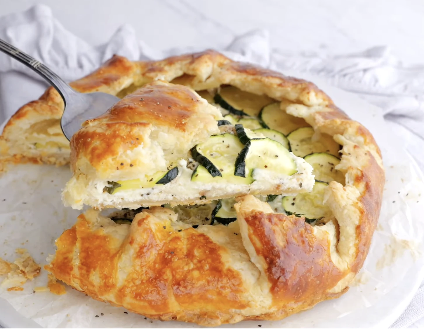 cukkinis-ricottás galette