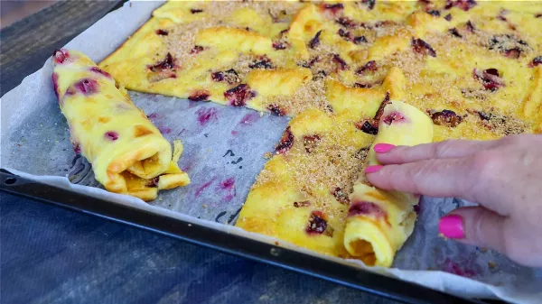 Szilvás palacsinta a sütőből: úgy ízlik, mint a gombóc